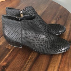 Sam Edelman 8.5 Petty ankle bootie